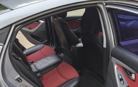 Hyundai Elantra V, 2012 год, 920 000 рублей, 6 фотография