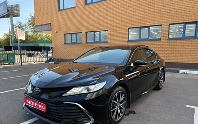 Toyota Camry, 2021 год, 3 160 000 рублей, 1 фотография