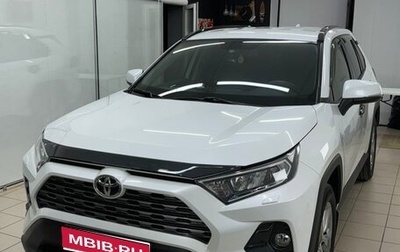 Toyota RAV4, 2021 год, 3 950 000 рублей, 1 фотография