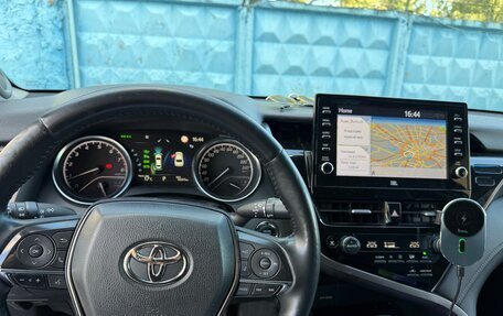 Toyota Camry, 2021 год, 3 160 000 рублей, 12 фотография