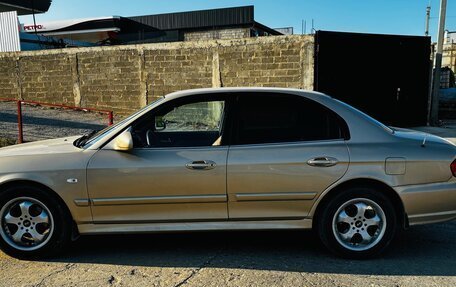 Hyundai Sonata IV рестайлинг, 2005 год, 450 000 рублей, 10 фотография