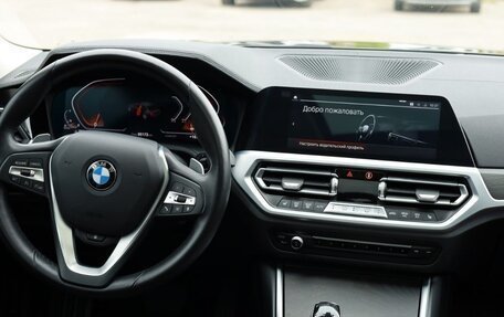 BMW 3 серия, 2018 год, 3 150 000 рублей, 26 фотография