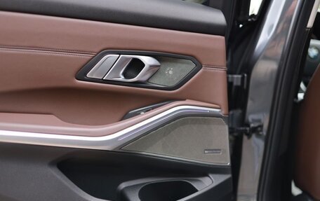 BMW 3 серия, 2018 год, 3 150 000 рублей, 29 фотография