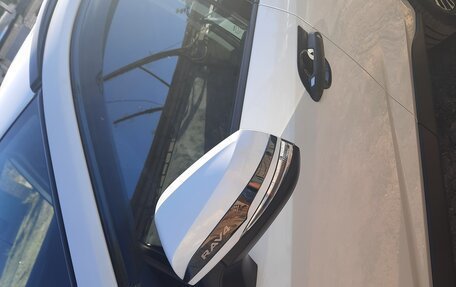 Toyota RAV4, 2021 год, 3 950 000 рублей, 4 фотография