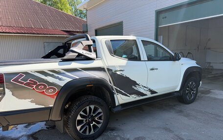 Mitsubishi L200 IV рестайлинг, 2023 год, 4 200 000 рублей, 3 фотография