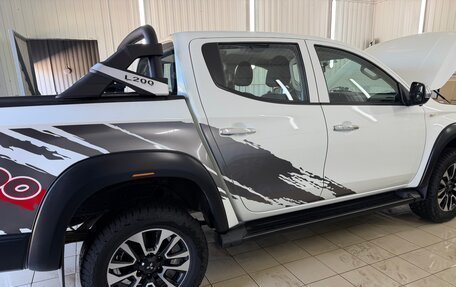 Mitsubishi L200 IV рестайлинг, 2023 год, 4 200 000 рублей, 19 фотография