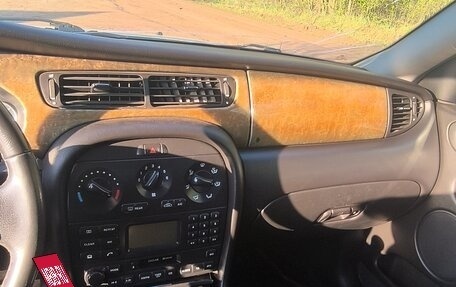Jaguar X-Type I рестайлинг, 2001 год, 550 000 рублей, 6 фотография