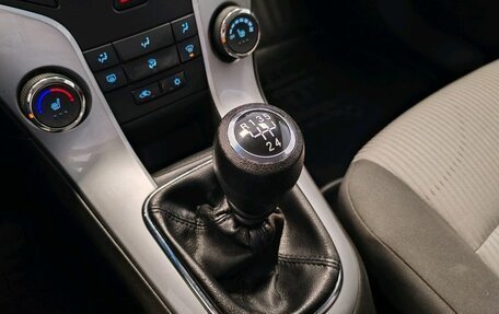 Chevrolet Cruze II, 2013 год, 749 000 рублей, 17 фотография