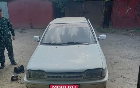 Nissan Sunny N14, 1992 год, 120 000 рублей, 1 фотография
