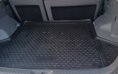Toyota Prius Alpha I (ZVW40/41), 2011 год, 940 000 рублей, 6 фотография