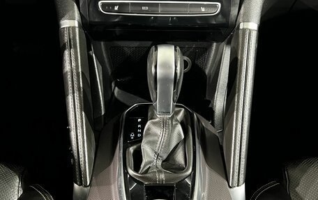 Renault Koleos II, 2017 год, 1 899 000 рублей, 11 фотография