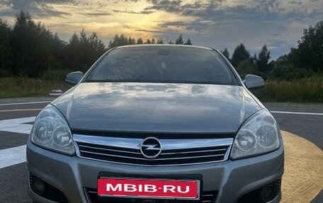 Opel Astra H, 2011 год, 420 000 рублей, 1 фотография