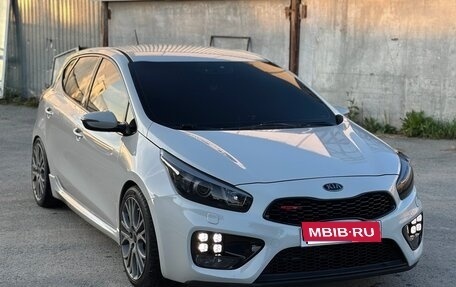 KIA cee'd GT II, 2014 год, 1 500 000 рублей, 2 фотография