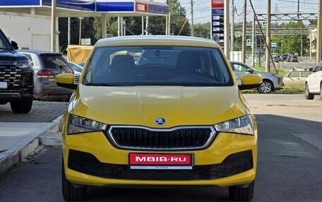 Skoda Rapid II, 2020 год, 1 590 000 рублей, 2 фотография