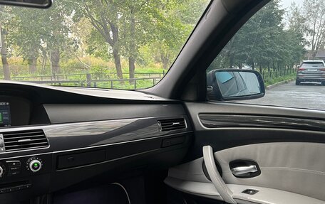 BMW 5 серия, 2008 год, 1 490 000 рублей, 12 фотография