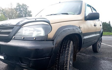 Chevrolet Niva I рестайлинг, 2004 год, 165 000 рублей, 7 фотография