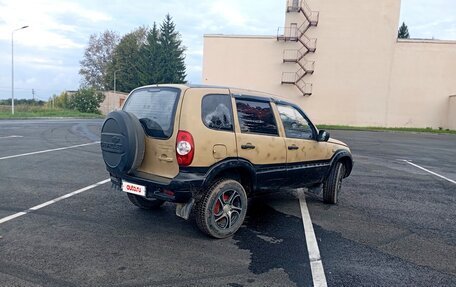 Chevrolet Niva I рестайлинг, 2004 год, 165 000 рублей, 10 фотография