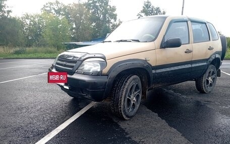 Chevrolet Niva I рестайлинг, 2004 год, 165 000 рублей, 6 фотография
