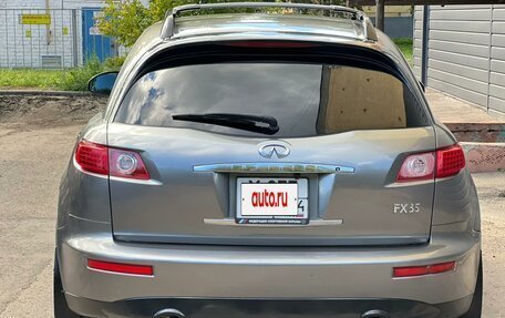 Infiniti FX I, 2004 год, 710 000 рублей, 24 фотография