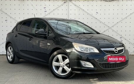 Opel Astra J, 2012 год, 880 000 рублей, 2 фотография