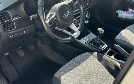 KIA Rio IV, 2018 год, 1 400 000 рублей, 9 фотография