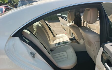 Mercedes-Benz CLS, 2015 год, 3 850 000 рублей, 14 фотография