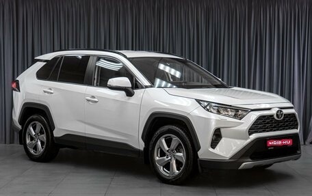 Toyota RAV4, 2021 год, 3 599 000 рублей, 1 фотография