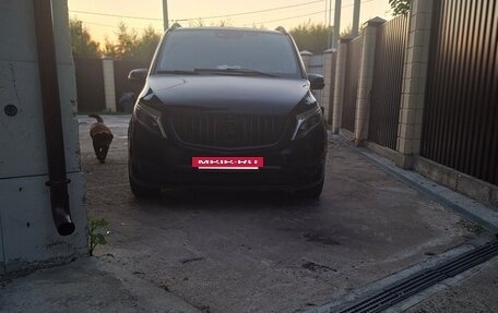 Mercedes-Benz Vito, 2016 год, 2 500 000 рублей, 21 фотография