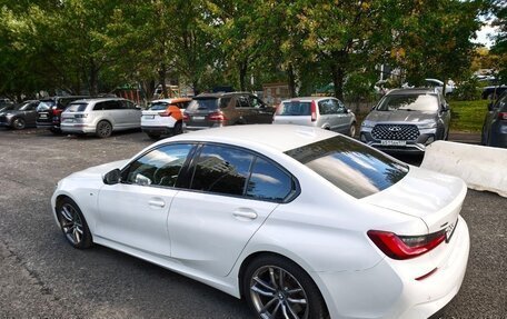 BMW 3 серия, 2019 год, 3 050 000 рублей, 5 фотография