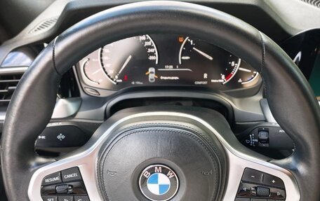BMW 3 серия, 2019 год, 3 050 000 рублей, 12 фотография
