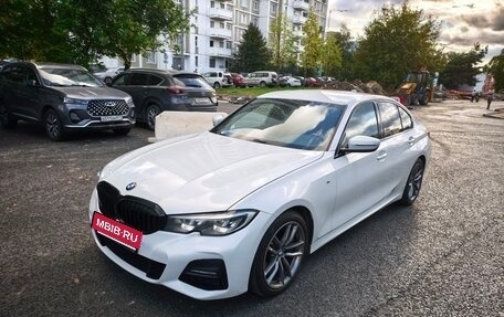 BMW 3 серия, 2019 год, 3 050 000 рублей, 3 фотография