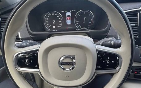 Volvo XC90 II рестайлинг, 2017 год, 4 100 000 рублей, 26 фотография