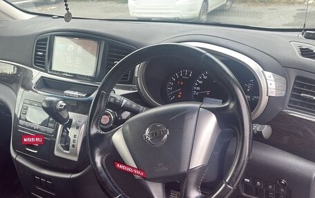 Nissan Elgrand III, 2013 год, 700 000 рублей, 7 фотография