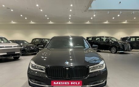 BMW 7 серия, 2017 год, 2 635 000 рублей, 2 фотография