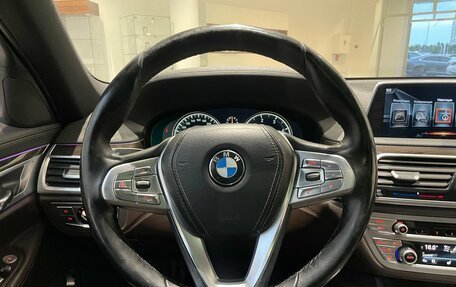 BMW 7 серия, 2017 год, 2 635 000 рублей, 16 фотография