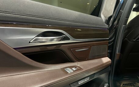 BMW 7 серия, 2017 год, 2 635 000 рублей, 26 фотография