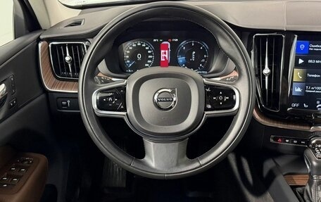 Volvo XC60 II, 2019 год, 3 999 800 рублей, 11 фотография