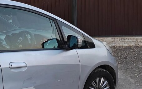 Honda Fit III, 2008 год, 380 000 рублей, 4 фотография