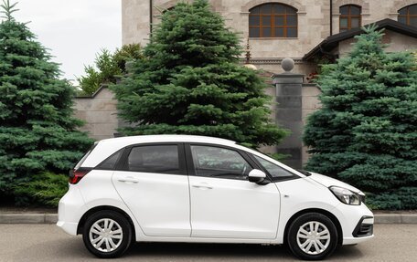 Honda Fit, 2022 год, 1 370 000 рублей, 9 фотография