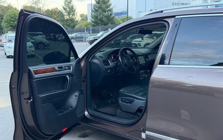 Volkswagen Touareg III, 2012 год, 2 050 000 рублей, 11 фотография