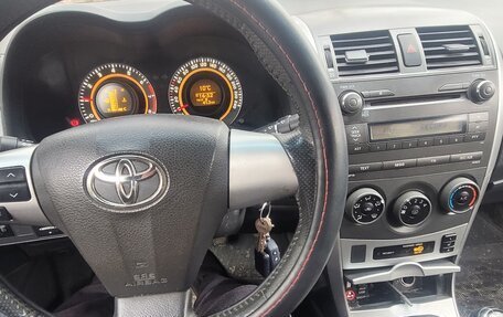 Toyota Corolla, 2011 год, 900 000 рублей, 6 фотография
