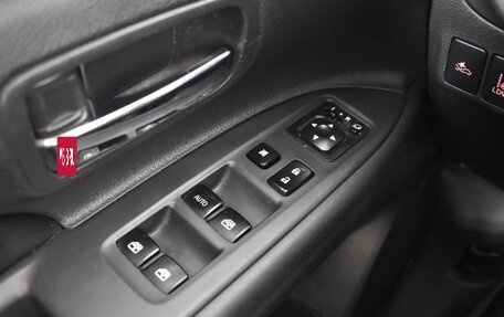 Mitsubishi Outlander III рестайлинг 3, 2015 год, 1 989 900 рублей, 24 фотография