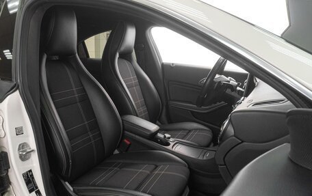 Mercedes-Benz CLA, 2015 год, 1 890 000 рублей, 10 фотография