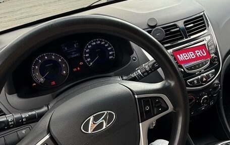 Hyundai Solaris II рестайлинг, 2012 год, 579 000 рублей, 8 фотография
