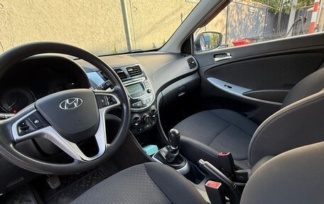 Hyundai Solaris II рестайлинг, 2012 год, 579 000 рублей, 11 фотография