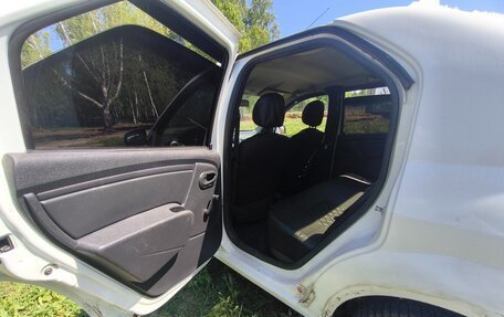 Renault Logan I, 2013 год, 238 000 рублей, 8 фотография