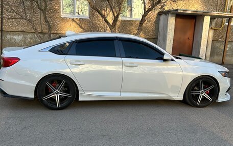Honda Accord IX рестайлинг, 2018 год, 2 000 000 рублей, 4 фотография