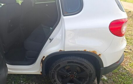 Volkswagen Tiguan I, 2010 год, 800 000 рублей, 10 фотография