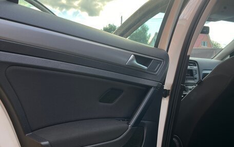 Volkswagen Golf VII, 2014 год, 1 075 000 рублей, 21 фотография