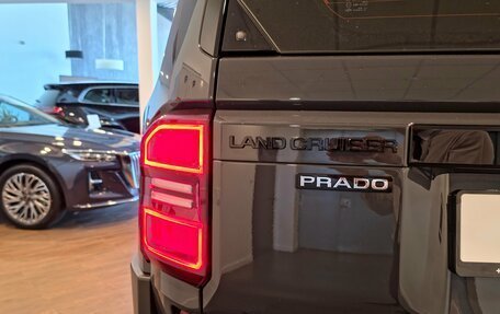 Toyota Land Cruiser Prado, 2025 год, 12 300 000 рублей, 10 фотография